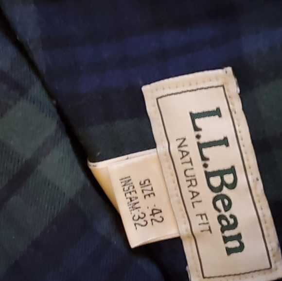 L. L. Bean flannel lined khaki - Picture 3 of 4
